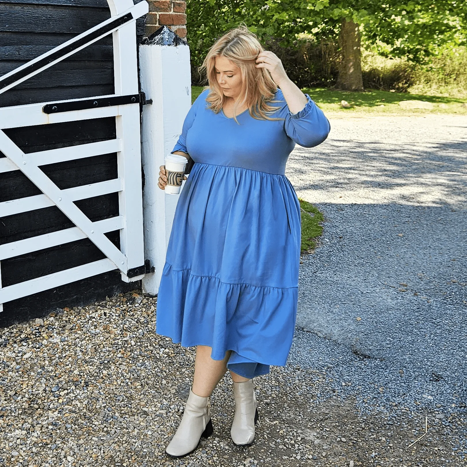 Gestuftes Midi-Kleid - Denim