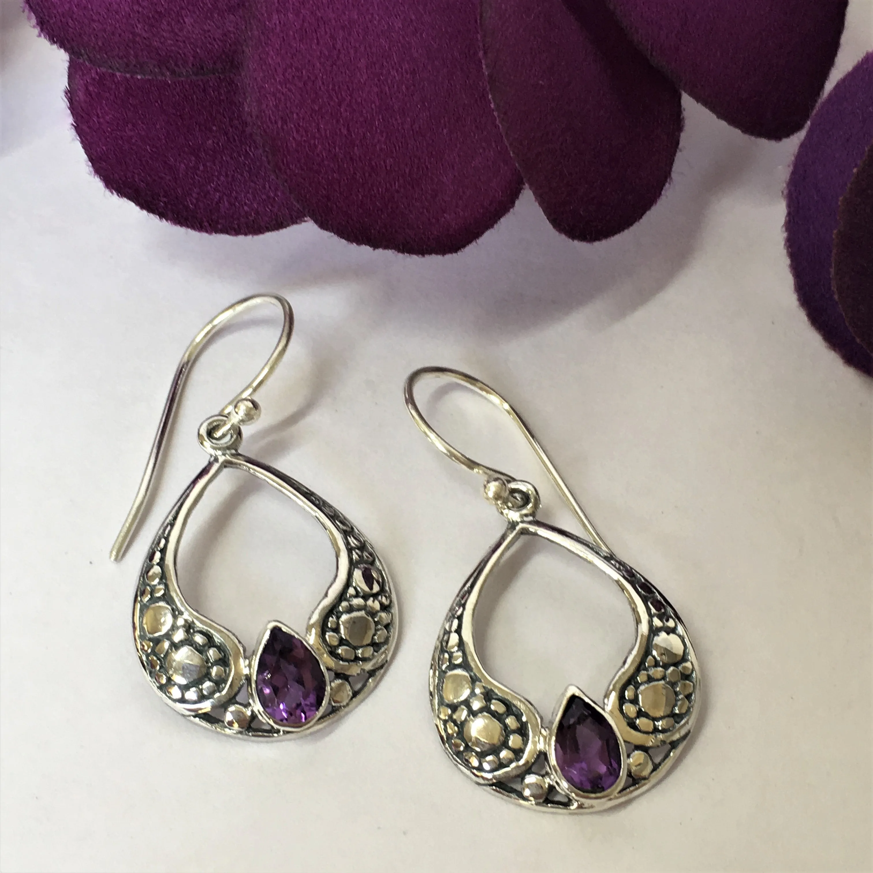 Isha Earrings - VE263