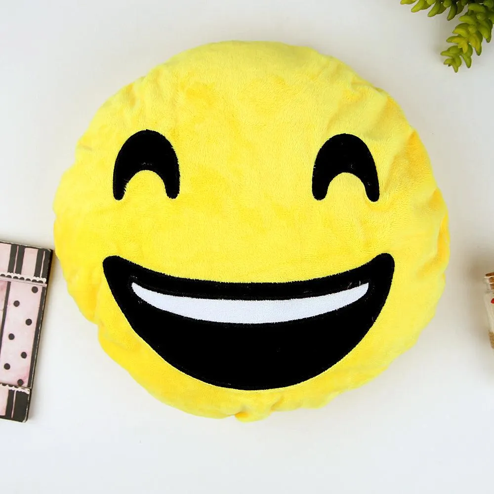 Quality Microfiber stuffed Soft Plush Emoji Cushions 26X26 CM