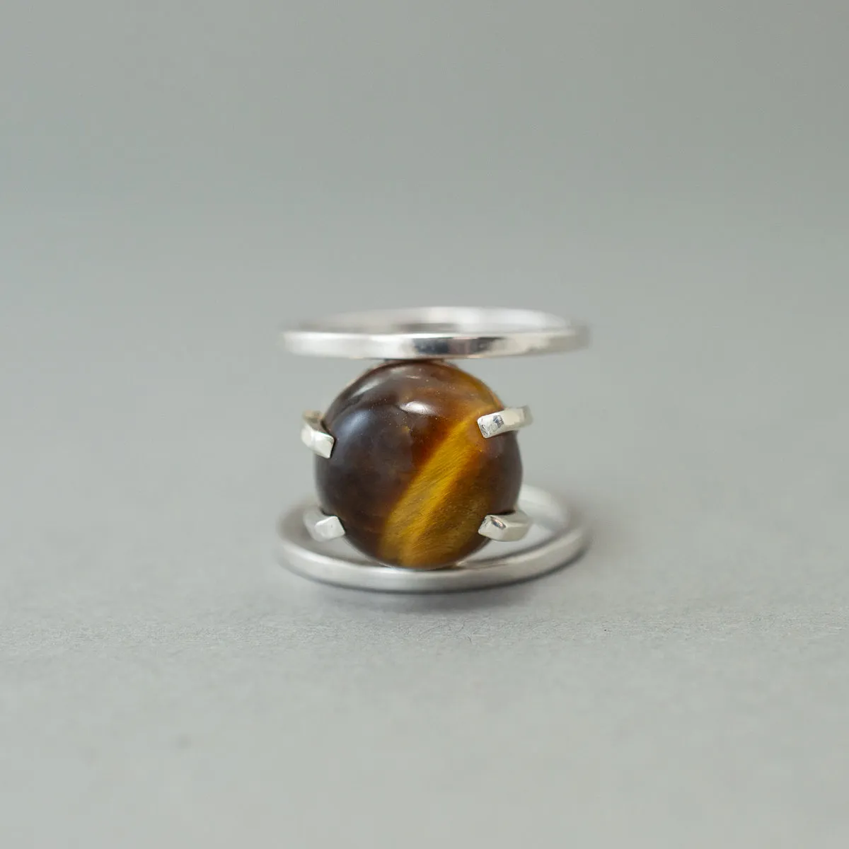 ROUND TIGER'S EYE AND SILVER RING